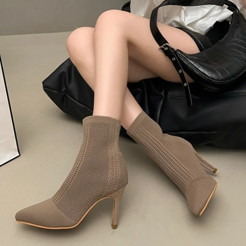 Women's Fashion Knit Mesh Breathable Short Thigh Boots Fall New Pointed Toe Pullover Foot Non-Slip Stiletto Heels
Women's Fashion Knit Mesh Breathable Short Thigh Boots Fall New Pointed Toe Pullover Foot Non-Slip Stiletto Heels