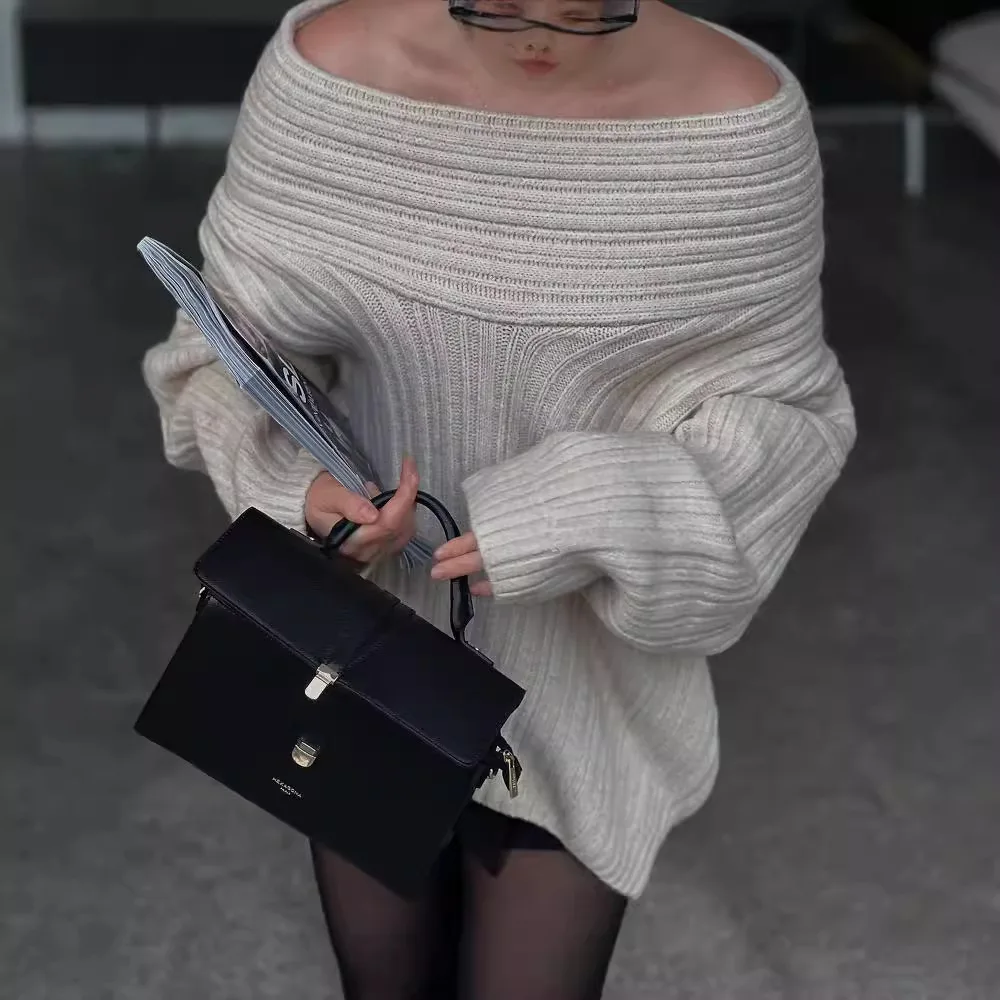 Luxury Off Shoulder Irregular Knit Sweater Women High Street Loose Long Sleeve Patchwork Oversized Sweater Chic Pullover Lady's
Luxury Off Shoulder Irregular Knit Sweater Women High Street Loose Long Sleeve Patchwork Oversized Sweater Chic Pullover Lady's