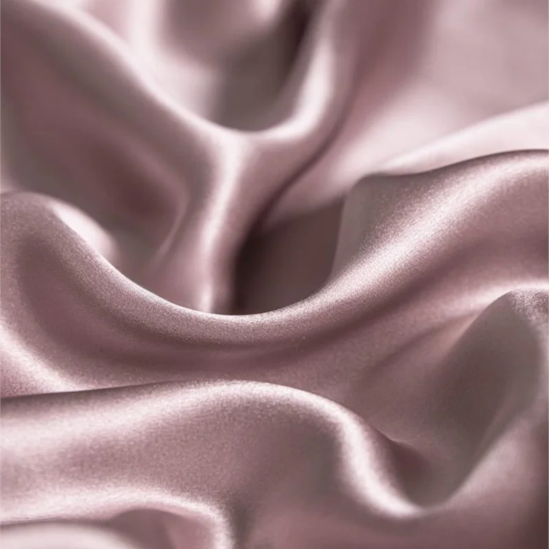 19/22 m 140 wide silk crepe satin material 100% fabric cheongsam clothing inside cloth new
19/22 m 140 wide silk crepe satin material 100% fabric cheongsam clothing inside cloth new