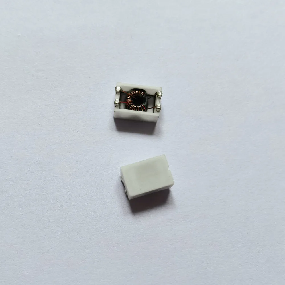 Original New 100% SMD high impedance high frequency filter 1.5A 10UH 1000R switching power supply common mode inductance choke
Original New 100% SMD high impedance high frequency filter 1.5A 10UH 1000R switching power supply common mode inductance choke