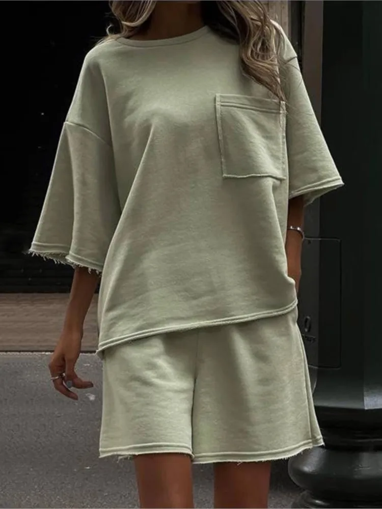 Women 2 Pieces Shorts Sets Outfits 2025 Summer Short Sleeve Round Neck Crop Top Loose Wide Leg Shorts Set Female Casual Clothing
Women 2 Pieces Shorts Sets Outfits 2025 Summer Short Sleeve Round Neck Crop Top Loose Wide Leg Shorts Set Female Casual Clothing