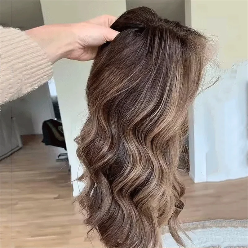 Synthetic Hair mixed with 5% Human Hair Wigs for Women Blonde Light Brown 13x4 Lace Front Wig Silky Straight Lady Girl Wigs
Synthetic Hair mixed with 5% Human Hair Wigs for Women Blonde Light Brown 13x4 Lace Front Wig Silky Straight Lady Girl Wigs