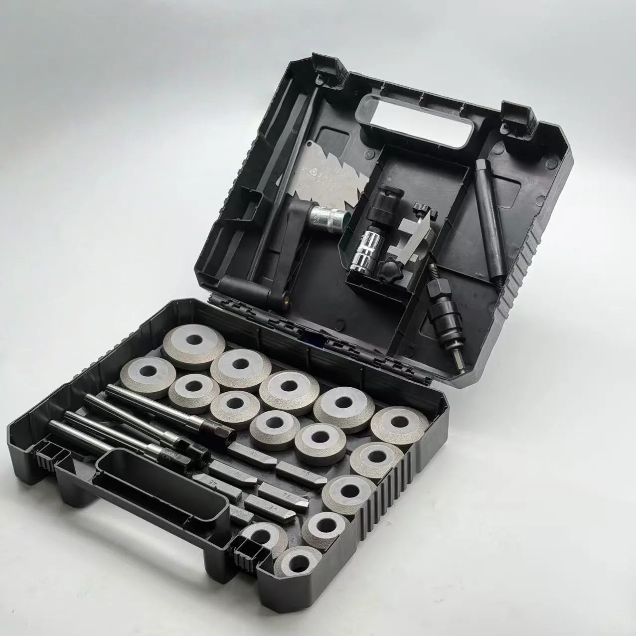 38-56mm Valve Seat Reamer Universal Reamer Car Truck Truck Large Vehicle Valve Grinding Tool Valve Seat Reamer Grinding Wheel
38-56mm Valve Seat Reamer Universal Reamer Car Truck Truck Large Vehicle Valve Grinding Tool Valve Seat Reamer Grinding Wheel