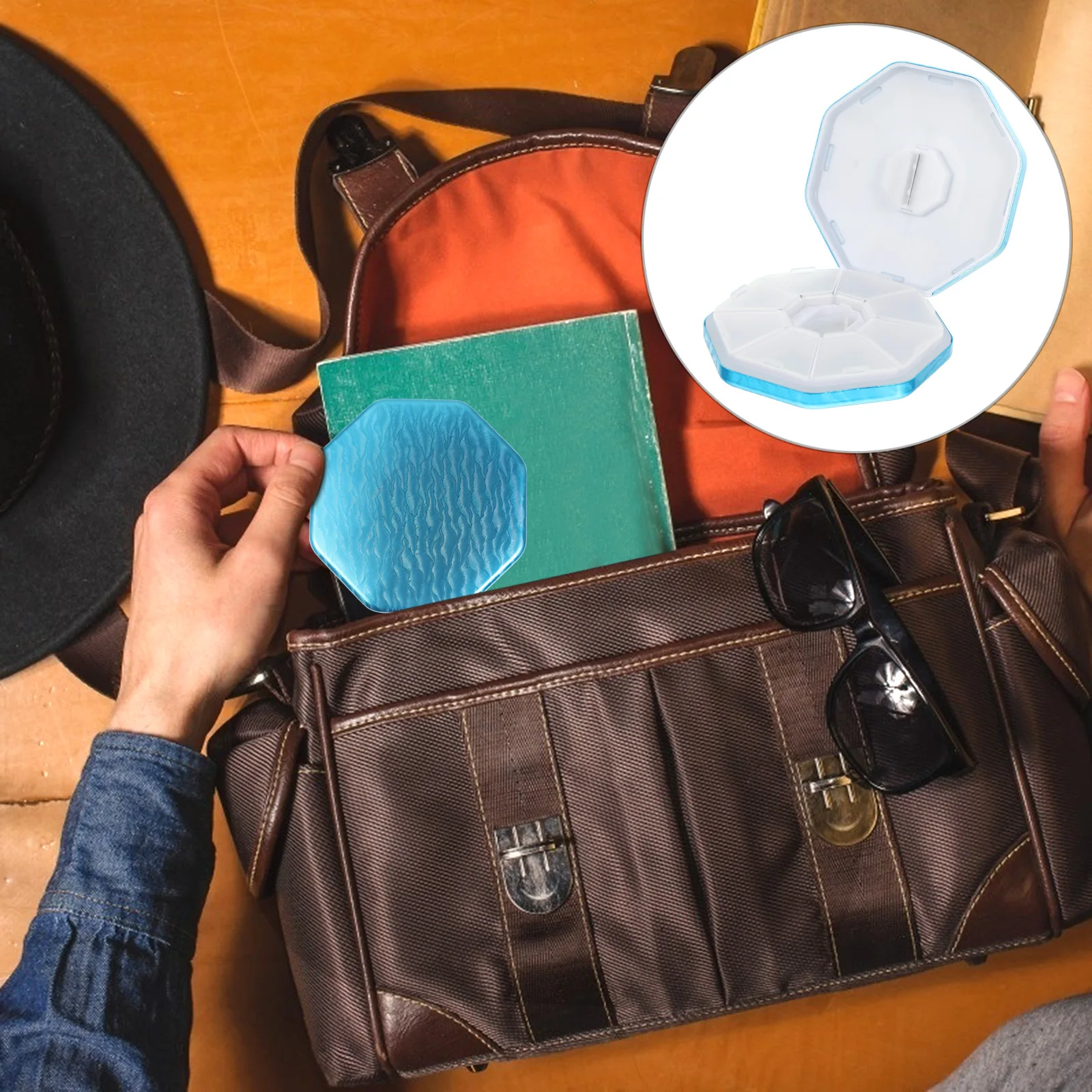 Multifunctional Pill Cutter Pulverizer Storage Compartment Portable Tablet Splitter Box Home Office Travel Use Healthcare
Multifunctional Pill Cutter Pulverizer Storage Compartment Portable Tablet Splitter Box Home Office Travel Use Healthcare