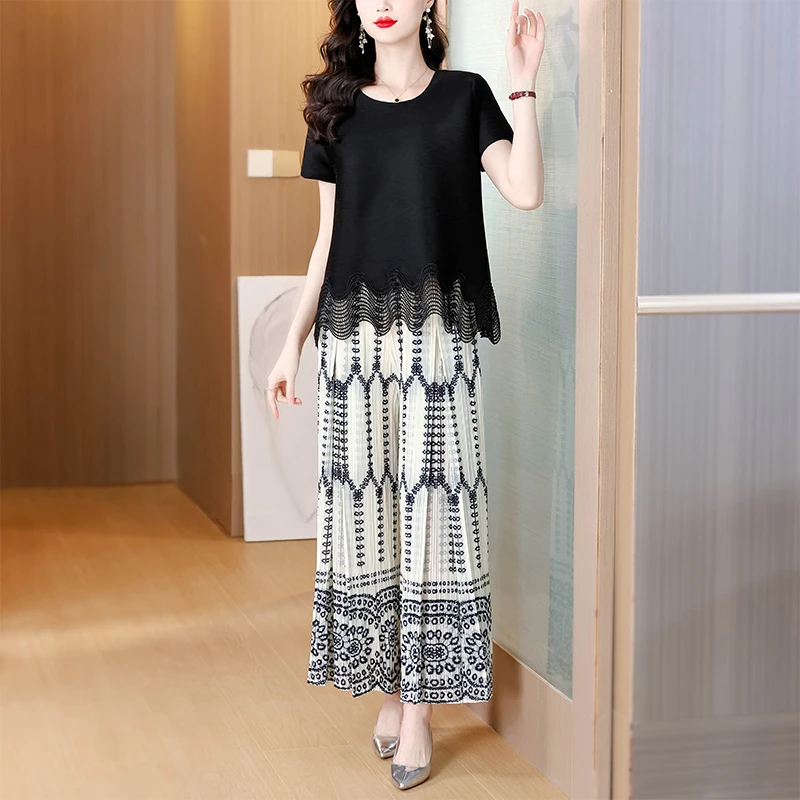 Модный летний комплект 2025: утягивающие брюки с широкими штанинами, вырезами и принтом, с завышенной талией, из полиэфирного волокна, круглый вырез, Ne ort Sve
Модный летний комплект 2025: утягивающие брюки с широкими штанинами, вырезами и принтом, с завышенной талией, из полиэфирного волокна, круглый вырез, Ne ort Sve