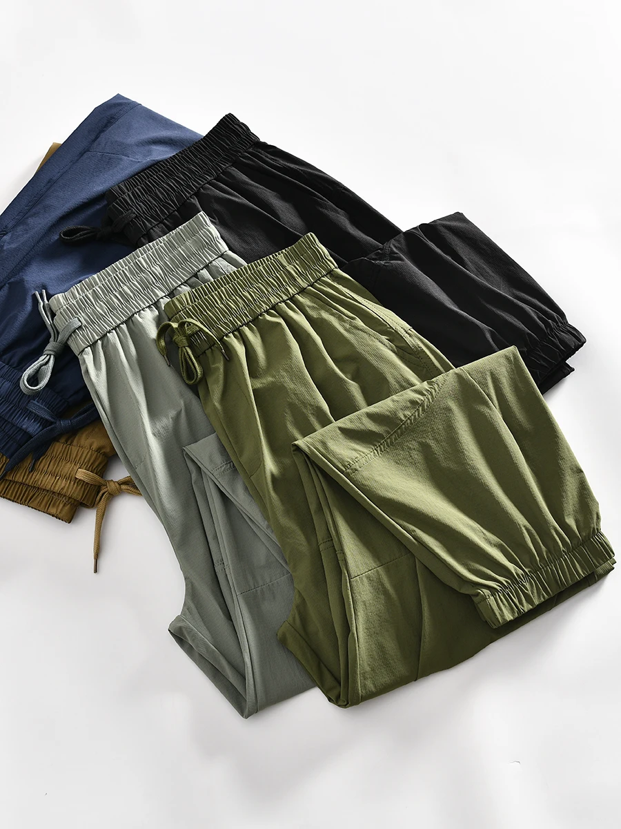 Lightweight Breathable Men's Outdoor Summer Quick Dry Waterproof Work Trousers Loose Cuffed Long Pants Four-way Elastic
Lightweight Breathable Men's Outdoor Summer Quick Dry Waterproof Work Trousers Loose Cuffed Long Pants Four-way Elastic