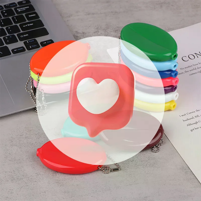 Маленький овальный кошелек для монет, мини-серьги, кольца, коробка для хранения с цепочкой, однотонная модная портативная сумка из ПВХ с подвеской
Маленький овальный кошелек для монет, мини-серьги, кольца, коробка для хранения с цепочкой, однотонная модная портативная сумка из ПВХ с подвеской