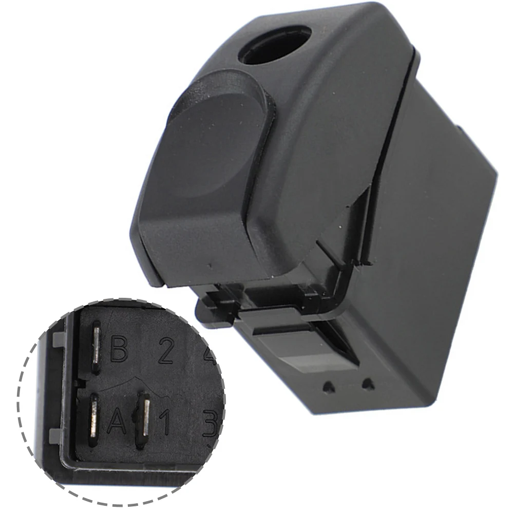 1435601 Truck Differential Lock Switch For TRUCK For DAF XF 105 Trucks 24V 5pins Replacement Car Interior Parts 
1435601 Truck Differential Lock Switch For TRUCK For DAF XF 105 Trucks 24V 5pins Replacement Car Interior Parts