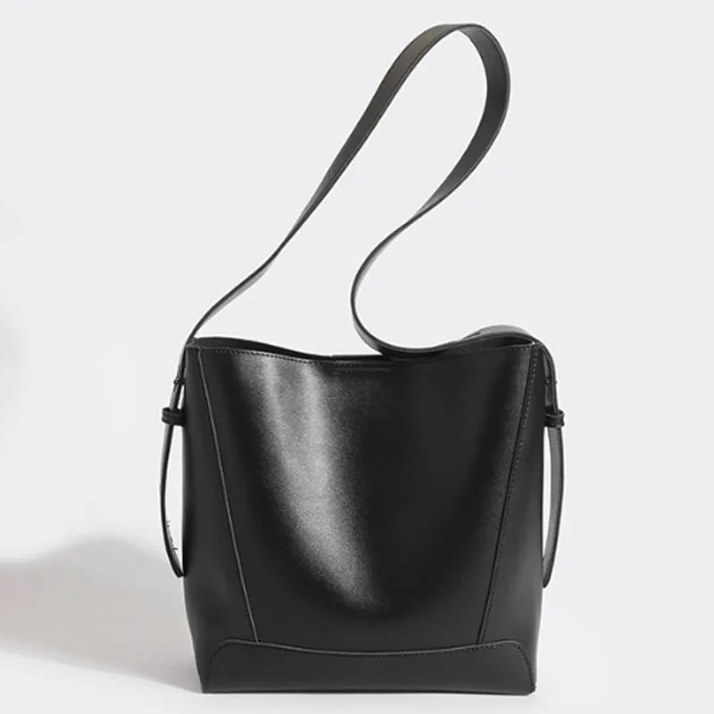 Large capacity bucket bag women bag 2024 new versatile shoulder bag underarm bag tote bag crossbody bag
Large capacity bucket bag women bag 2024 new versatile shoulder bag underarm bag tote bag crossbody bag