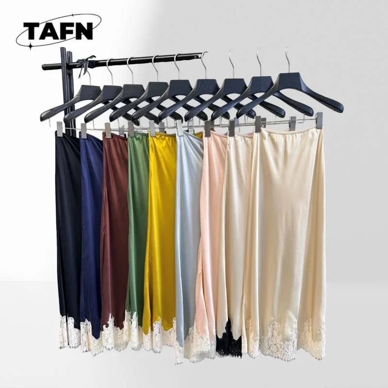 Ladies Elegant Skirt High Waist Midi Length Skirt for Everyday Style Ladies Fashion Midi Skirt Simple Design Casual BB1827
Ladies Elegant Skirt High Waist Midi Length Skirt for Everyday Style Ladies Fashion Midi Skirt Simple Design Casual BB1827