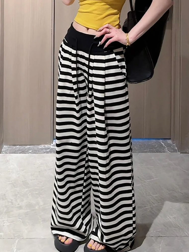 American High Waist Black White Stripes Wide Leg Pants Women Spring 2026 Popular Loose Straight Floor-Length Trousers
American High Waist Black White Stripes Wide Leg Pants Women Spring 2026 Popular Loose Straight Floor-Length Trousers
