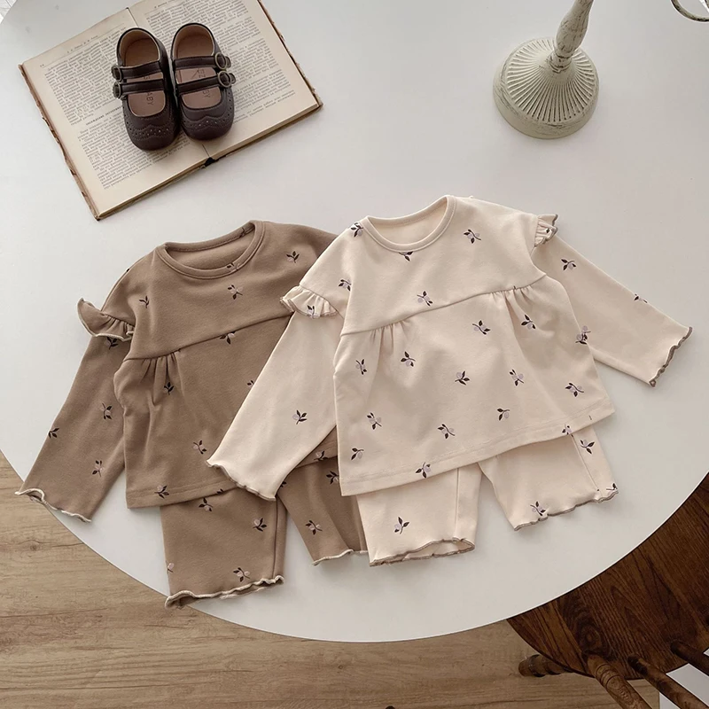 Infant Kids Baby Girls Long Sleeve Cherry Printing T-shirt + Pants Clothing Sets Baby Girls Pajamas Children's Clothes Suit
Infant Kids Baby Girls Long Sleeve Cherry Printing T-shirt + Pants Clothing Sets Baby Girls Pajamas Children's Clothes Suit
