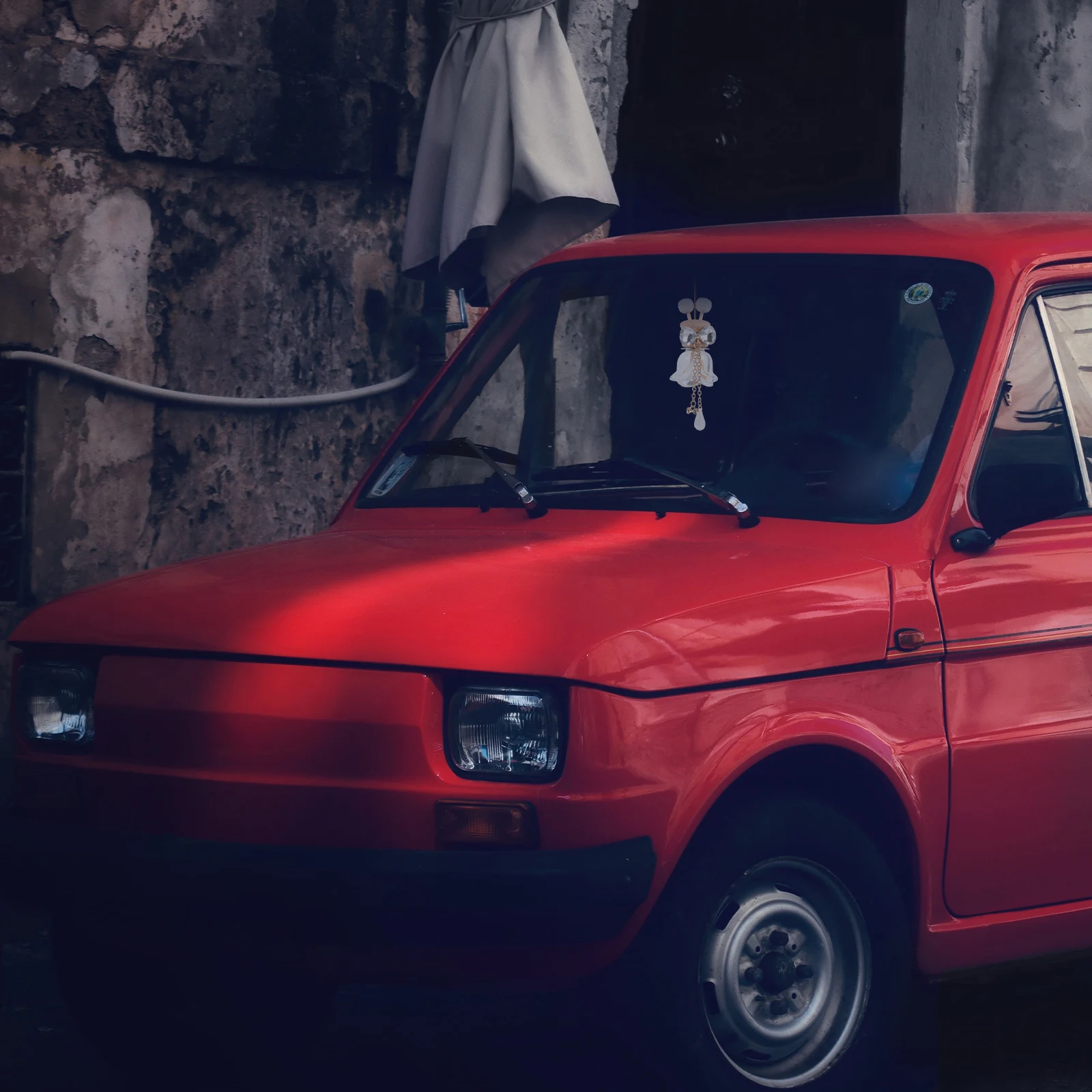 2Pcs Car Glass Perfume Bottles Essential Oil Diffuser Clip Portable Vent Outlet Air Freshener Car Decorations for Women Interior
2Pcs Car Glass Perfume Bottles Essential Oil Diffuser Clip Portable Vent Outlet Air Freshener Car Decorations for Women Interior