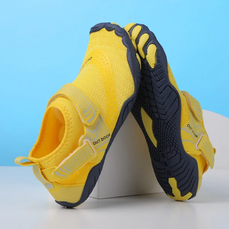 Summer Quick-Drying Beach Water Shoes Unisex Swimming Aqua Slippers Outdoor Activities Surfing on The Sea Five Finger Sandals
Summer Quick-Drying Beach Water Shoes Unisex Swimming Aqua Slippers Outdoor Activities Surfing on The Sea Five Finger Sandals