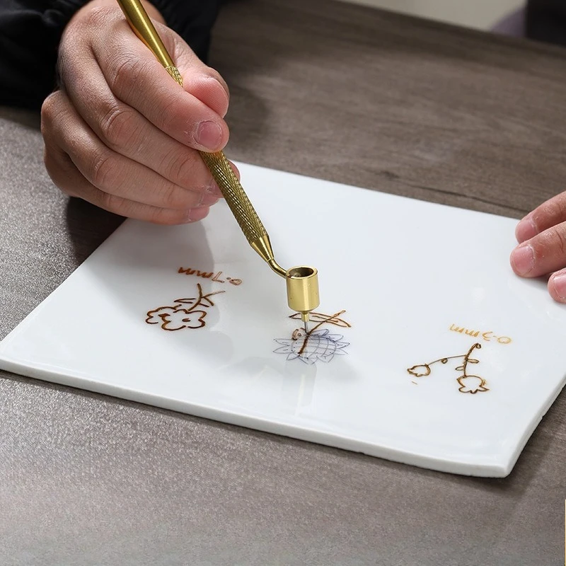Pottery Liquid Gold Applicator Pen for Ceramic Painting Liner Brush Dotting Tool for Fine Line Drawing Gold Decoration
Pottery Liquid Gold Applicator Pen for Ceramic Painting Liner Brush Dotting Tool for Fine Line Drawing Gold Decoration