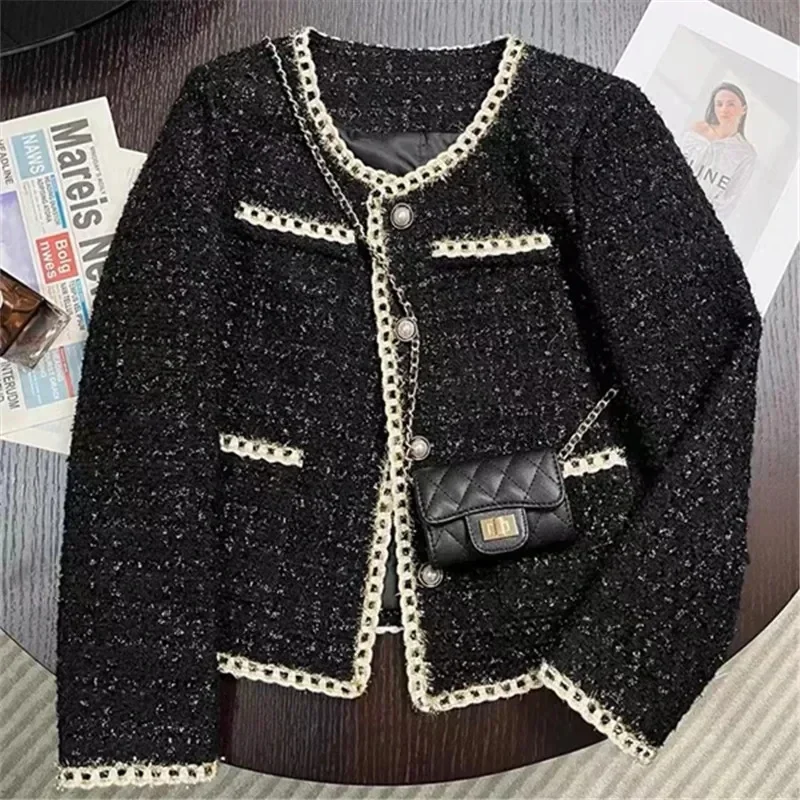 Black Short Small Fragrance Jacket Women 2024 Spring Autumn New Coat Tweed Gold Thread Woven Overwear Casual Suit Jackets Female
Black Short Small Fragrance Jacket Women 2024 Spring Autumn New Coat Tweed Gold Thread Woven Overwear Casual Suit Jackets Female