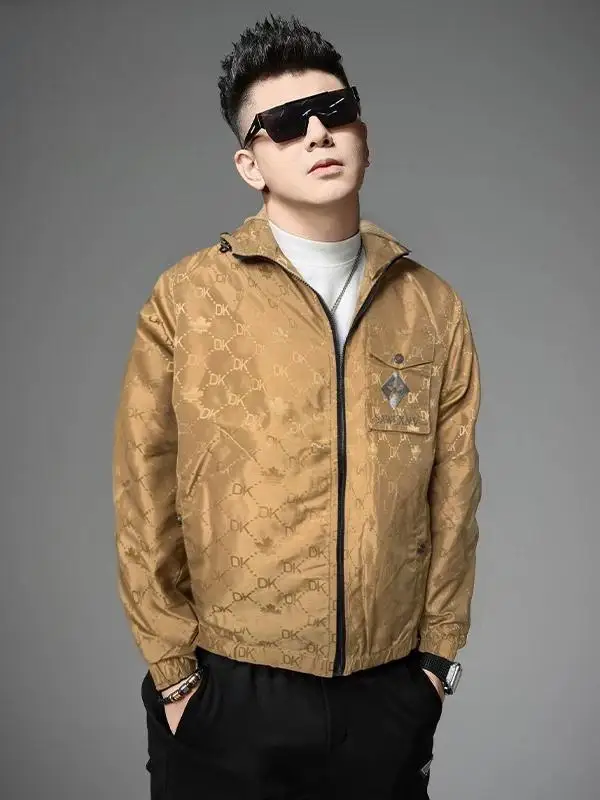 Zhan Chao Brand 2026 Spring Autumn New Men's Jacket Fashionable Hooded Men's Style High-End Feeling Outerwear Top
Zhan Chao Brand 2026 Spring Autumn New Men's Jacket Fashionable Hooded Men's Style High-End Feeling Outerwear Top