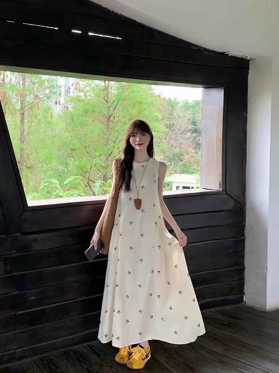 Women's Casual Loose Fit Sleeveless Maxi Dress Korean Style Summer 2026 Beach Vacation Sweet Long Vest Dress Y2K F991
Women's Casual Loose Fit Sleeveless Maxi Dress Korean Style Summer 2026 Beach Vacation Sweet Long Vest Dress Y2K F991