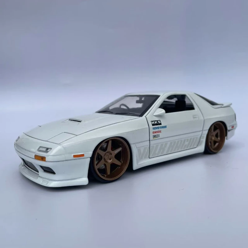 jada1/24 1985 Mazda RX7 FC Alloy Car Diecasts & Toy Vehicles Car Model Miniature Scale Model Car For Children
jada1/24 1985 Mazda RX7 FC Alloy Car Diecasts & Toy Vehicles Car Model Miniature Scale Model Car For Children