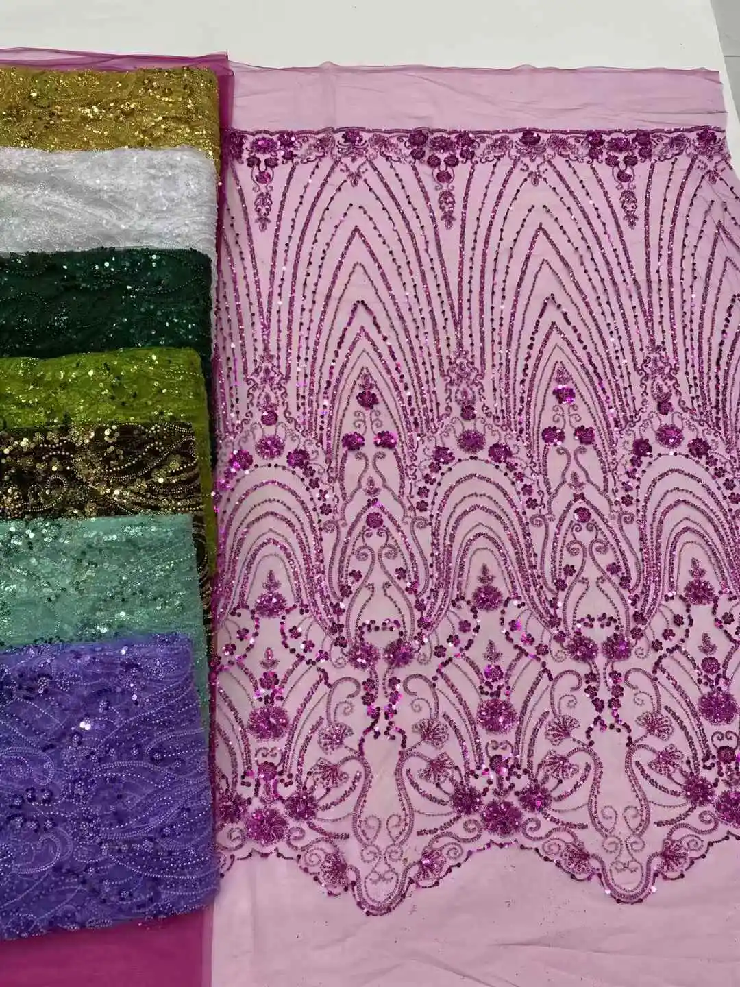 Luxury African Sequins Lace Fabric 2025 Nigerian French Beaded Sequins Lace Fabric 5 Yards for Women Party Dresses
Luxury African Sequins Lace Fabric 2025 Nigerian French Beaded Sequins Lace Fabric 5 Yards for Women Party Dresses