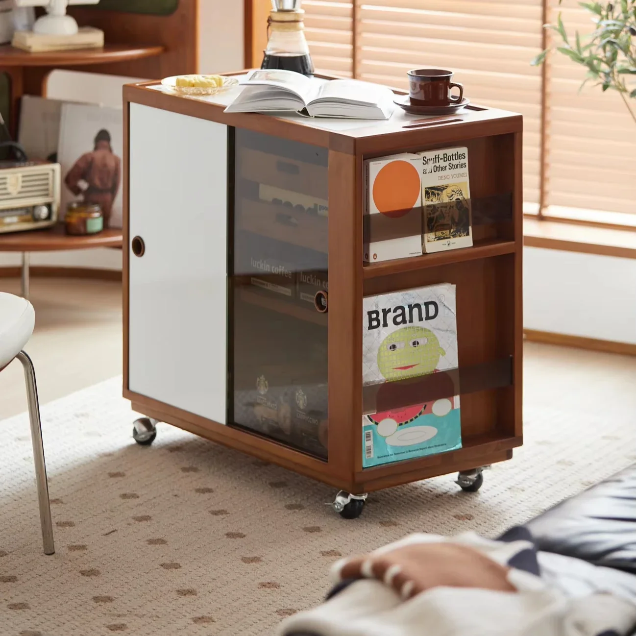 Removable Tea Table Salon Furniture Wood Modern Picture Multifunctional Tool Storage Cart Wooden Trolley
Removable Tea Table Salon Furniture Wood Modern Picture Multifunctional Tool Storage Cart Wooden Trolley