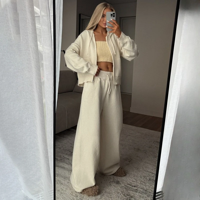 TARUXYFashion Knitted Jacket Pants Set Women's Hooded Zipper Knit Top Coat High-Waisted Wide-Leg Pants Casual 2-Piece Set Female
TARUXYFashion Knitted Jacket Pants Set Women's Hooded Zipper Knit Top Coat High-Waisted Wide-Leg Pants Casual 2-Piece Set Female