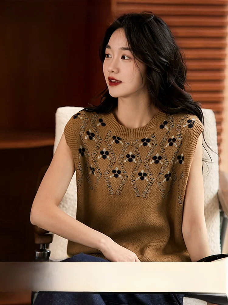 XiaoHanGe Artistic Rhombus Pattern Wool Cashmere Vest Loose Women's Fashionable Craft Soft round Neckline Knitted Sweater
XiaoHanGe Artistic Rhombus Pattern Wool Cashmere Vest Loose Women's Fashionable Craft Soft round Neckline Knitted Sweater