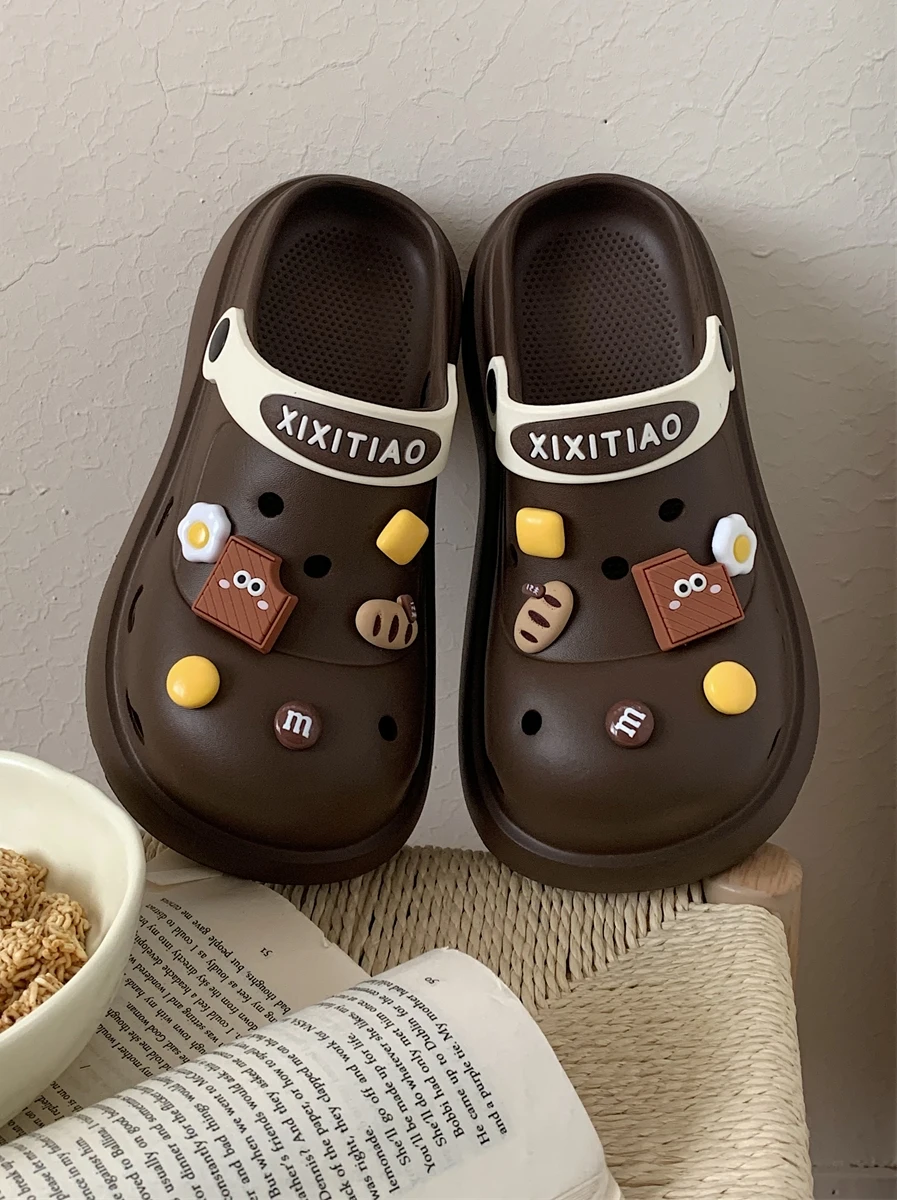 Thick Sole Garden Shoes DIY Cookie Hole Shoes For Women's Slippers Summer Outwear Sandals Versatile Soft Anti Slip Slippers
Thick Sole Garden Shoes DIY Cookie Hole Shoes For Women's Slippers Summer Outwear Sandals Versatile Soft Anti Slip Slippers