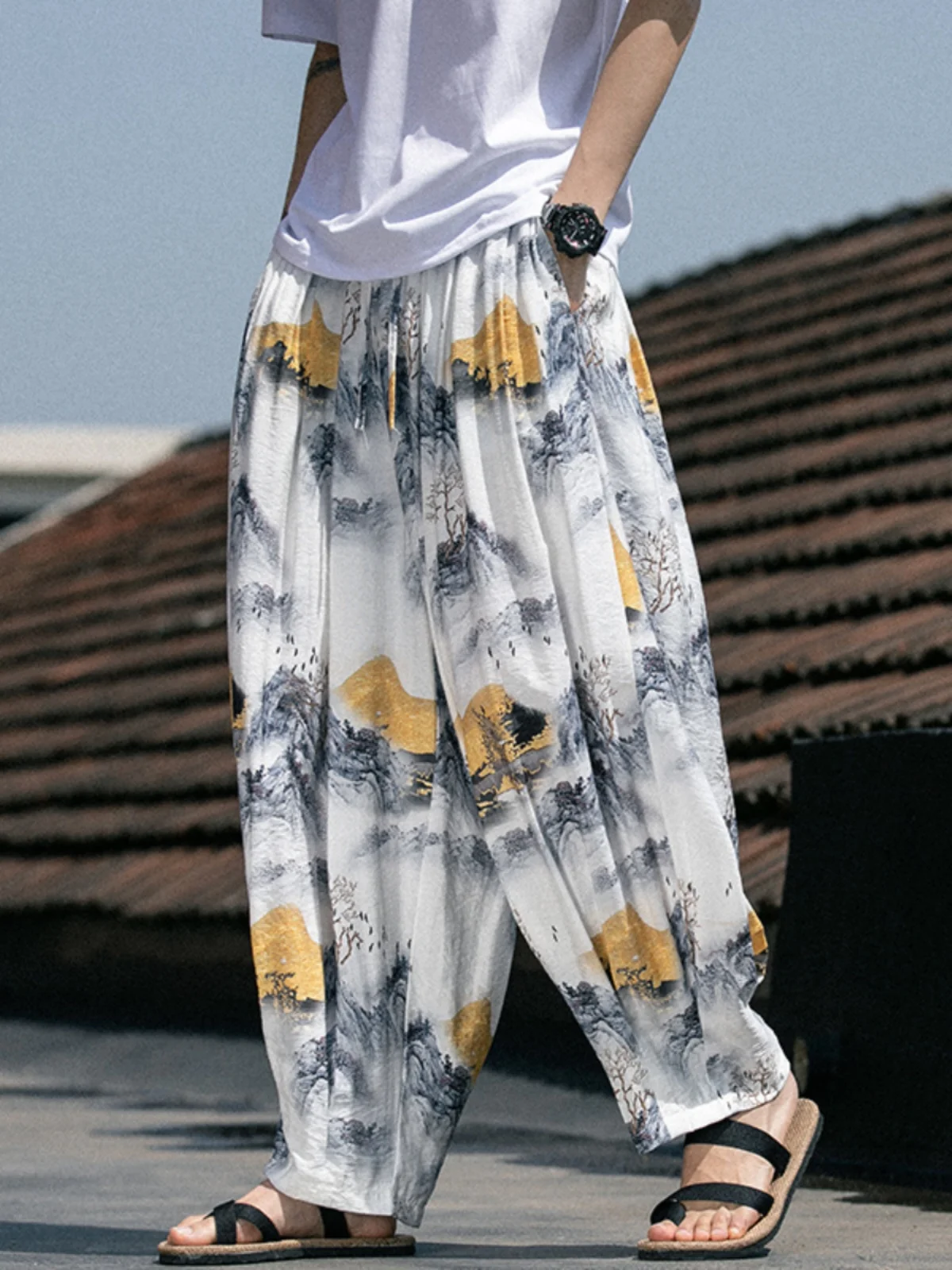 Мужские летние тонкие быстросохнущие брюки из ледяного шелка с охлаждающим эффектом, свободные повседневные широкие брюки-фонарики длиной 7/8
Мужские летние тонкие быстросохнущие брюки из ледяного шелка с охлаждающим эффектом, свободные повседневные широкие брюки-фонарики длиной 7/8