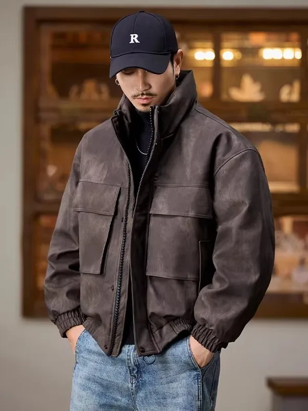 Мужская утепленная кожаная куртка-пуховик с воротником-стойкой, зимняя теплая, в американском стиле, свободного кроя, ветрозащитная верхняя одежда
Мужская утепленная кожаная куртка-пуховик с воротником-стойкой, зимняя теплая, в американском стиле, свободного кроя, ветрозащитная верхняя одежда