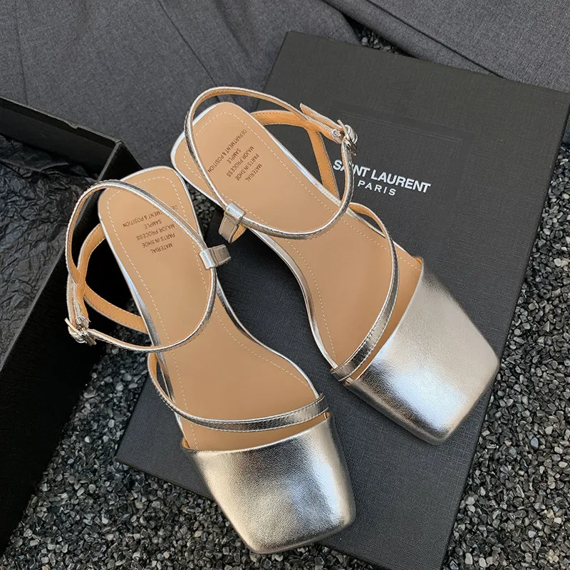 MKKHOU Fashion Pumps New High Quality Genuine Leather Square Head Open Heel High Heel Sandals Modern Summer Open Shoes
MKKHOU Fashion Pumps New High Quality Genuine Leather Square Head Open Heel High Heel Sandals Modern Summer Open Shoes