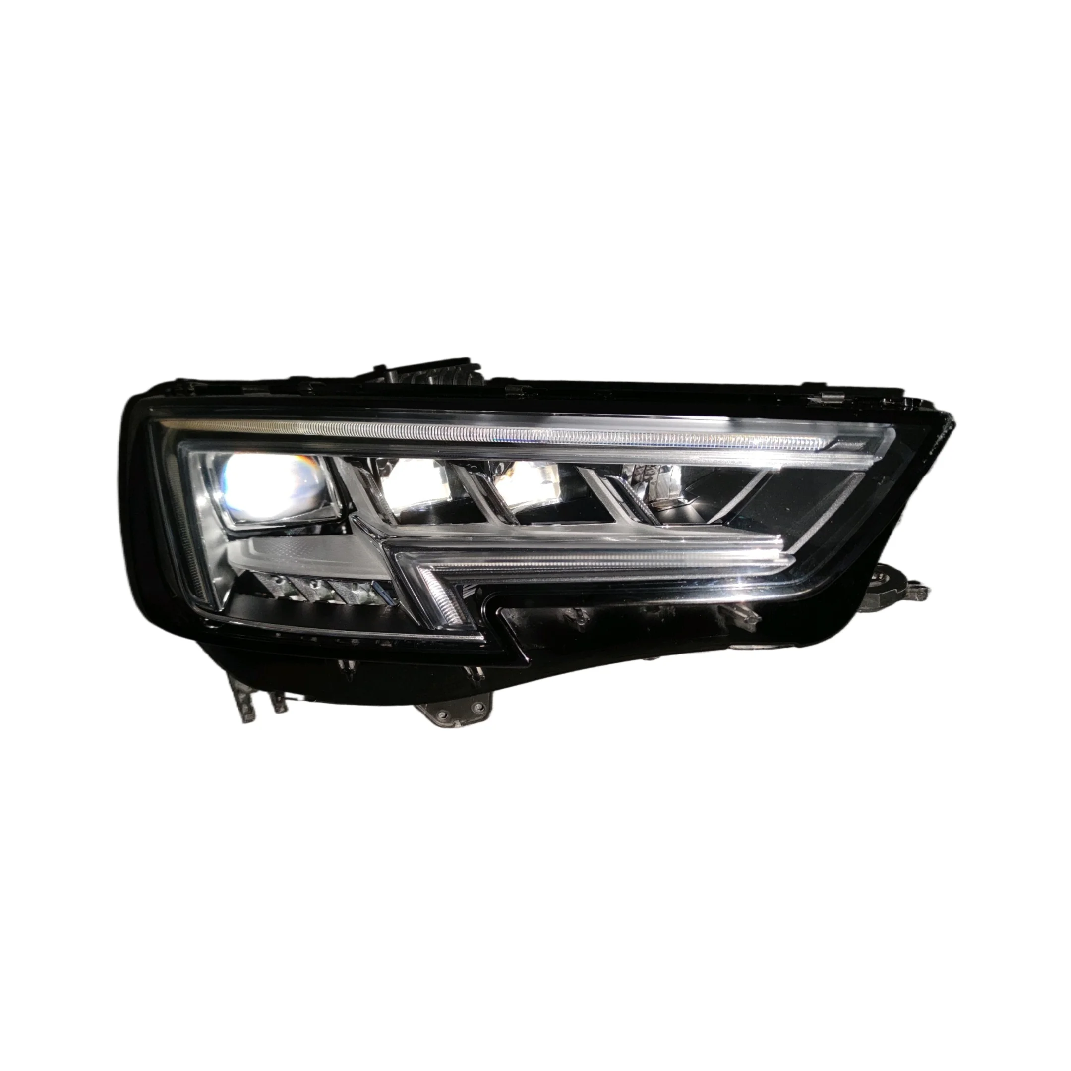 Suitable for High-quality Automatic Lighting System LED Headlights of Audi A4 B10 Cars
Suitable for High-quality Automatic Lighting System LED Headlights of Audi A4 B10 Cars
