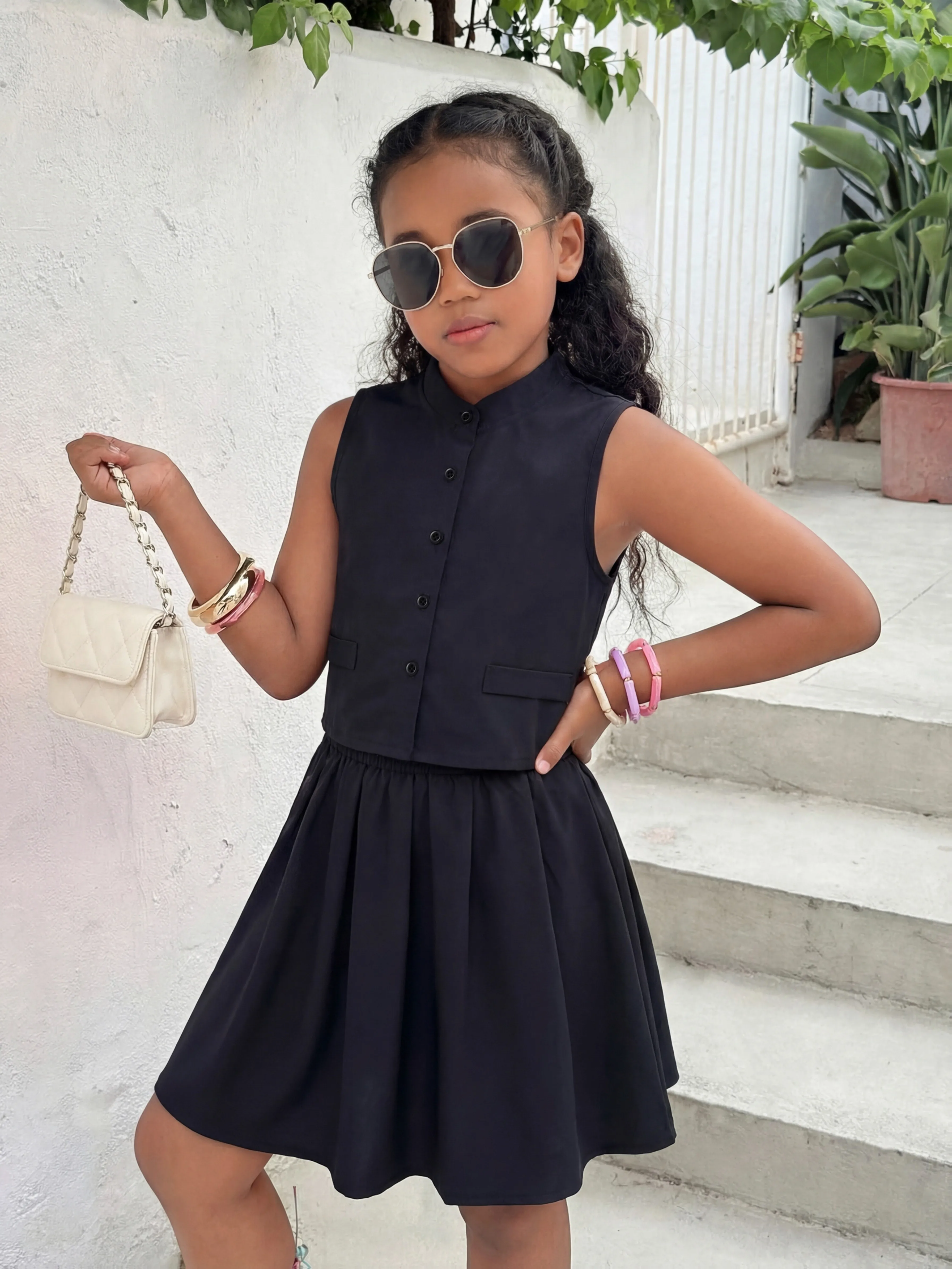 Girls' 2pcs Set Fashionable School Style Solid Color Sleeveless Vest And Skirt Outfit Suitable for Summer Outdoor Casual Wear
Girls' 2pcs Set Fashionable School Style Solid Color Sleeveless Vest And Skirt Outfit Suitable for Summer Outdoor Casual Wear