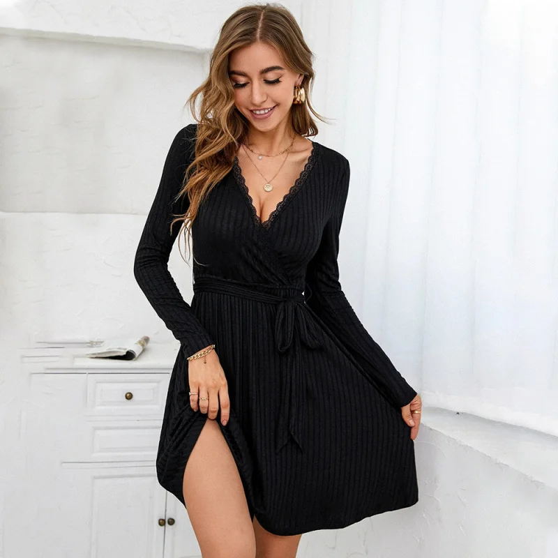 YQ1-2026Women's New Sexy FashionVCollar Lace Patchwork Knitted Long Sleeve Dress
YQ1-2026Women's New Sexy FashionVCollar Lace Patchwork Knitted Long Sleeve Dress