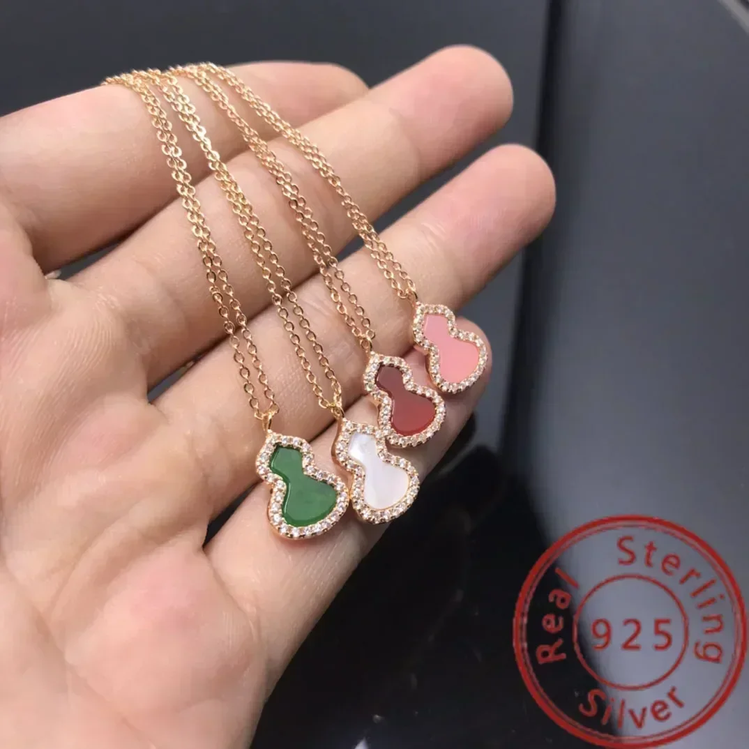 2025 New 925 silver with the Elegant and Affordable Cucurbita mongolica Necklace female couples to wear daily as a gift
2025 New 925 silver with the Elegant and Affordable Cucurbita mongolica Necklace female couples to wear daily as a gift