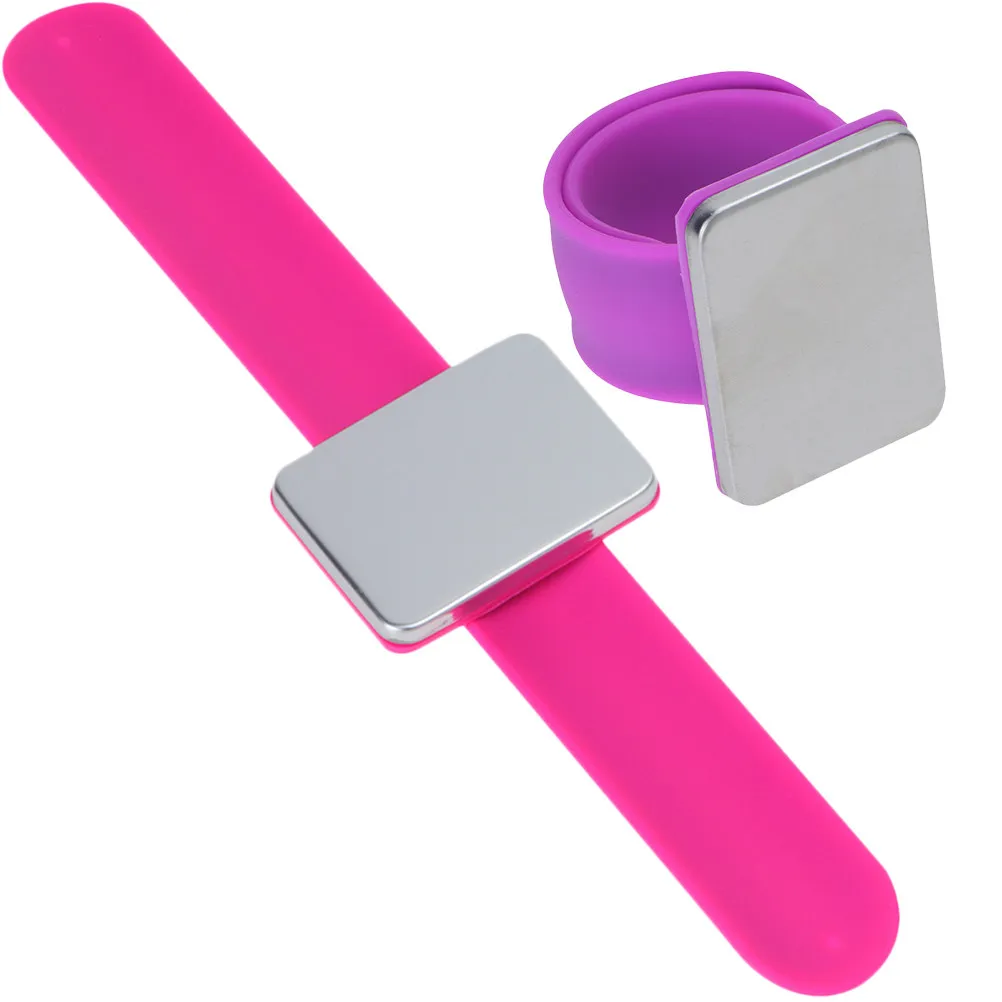 2Pcs Magnetic Pin Bracelets Slap Wristbands Flexible Lightweight Hairdresser Barber Supply Hair Clips Storage Holder
2Pcs Magnetic Pin Bracelets Slap Wristbands Flexible Lightweight Hairdresser Barber Supply Hair Clips Storage Holder