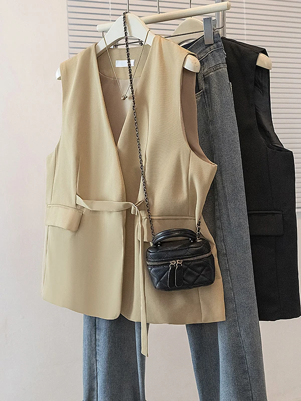 V-Neck Belted Suit Vest Women's Summer Slimming Large Size Commute Outerwear Sleeveless Fashionable Trendy Jacket
V-Neck Belted Suit Vest Women's Summer Slimming Large Size Commute Outerwear Sleeveless Fashionable Trendy Jacket