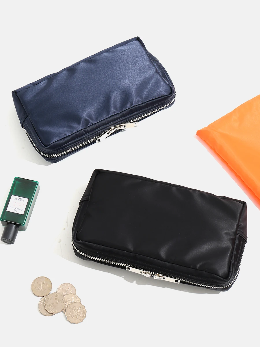 Thiened Nylon Long Wallet eup Bag Handheld Pouch ex Casual Sle Soft Handle Bag with Zipper Closure for Youth
Thiened Nylon Long Wallet eup Bag Handheld Pouch ex Casual Sle Soft Handle Bag with Zipper Closure for Youth
