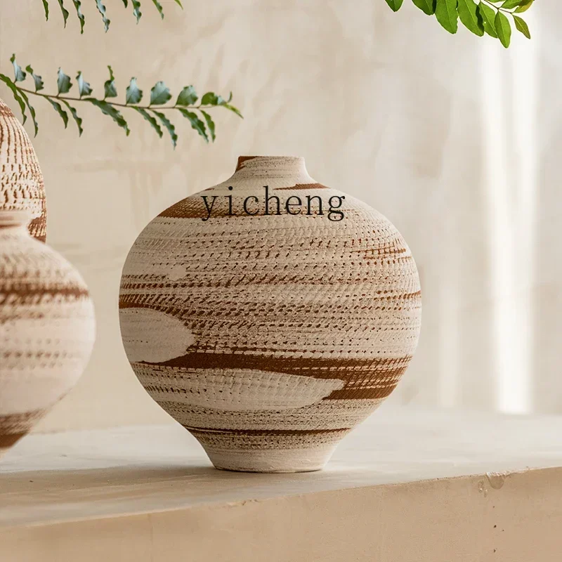B1 retro ceramic vase pottery pot new Chinese hand-painted homestay zen coarse pottery pot decorative ornament
B1 retro ceramic vase pottery pot new Chinese hand-painted homestay zen coarse pottery pot decorative ornament
