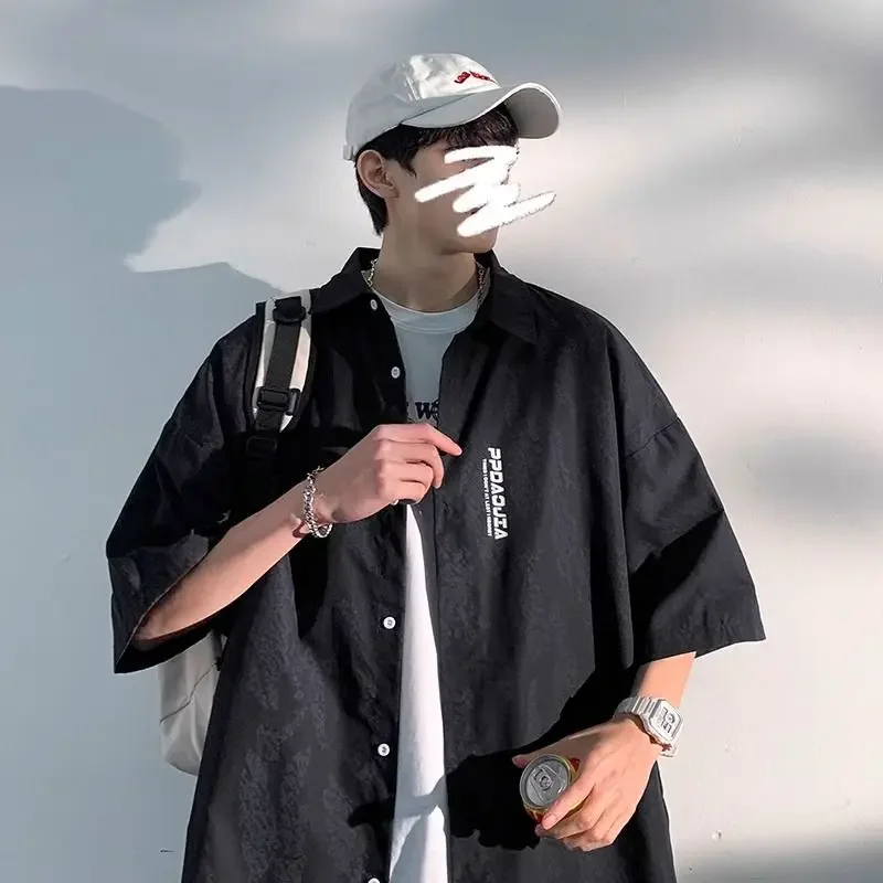 Summer New Loose Men's Short Sleeved Shirt Korean Fashion Harajuku Shirts For Men Tops Coat Y2k Japan Streetwear
Summer New Loose Men's Short Sleeved Shirt Korean Fashion Harajuku Shirts For Men Tops Coat Y2k Japan Streetwear