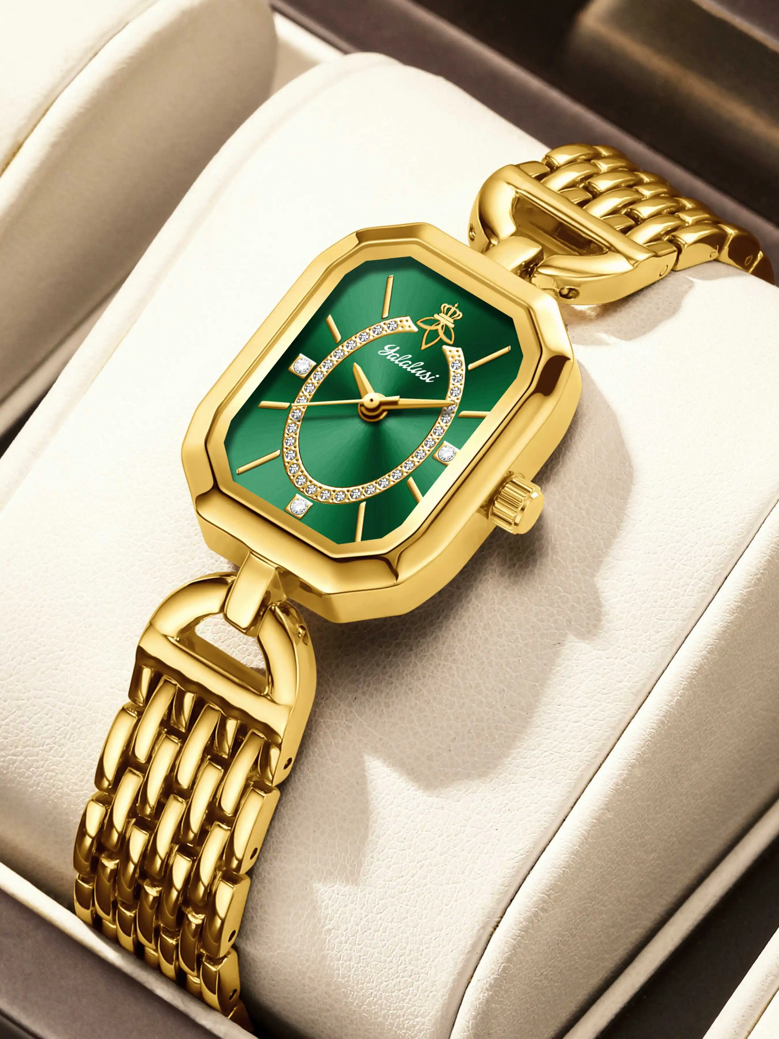 Fashionable Women's Waterproof Quartz Watch with Luxurious Emerald Green Dial and Gold Bracelet reloj mujer watch for ladies
Fashionable Women's Waterproof Quartz Watch with Luxurious Emerald Green Dial and Gold Bracelet reloj mujer watch for ladies