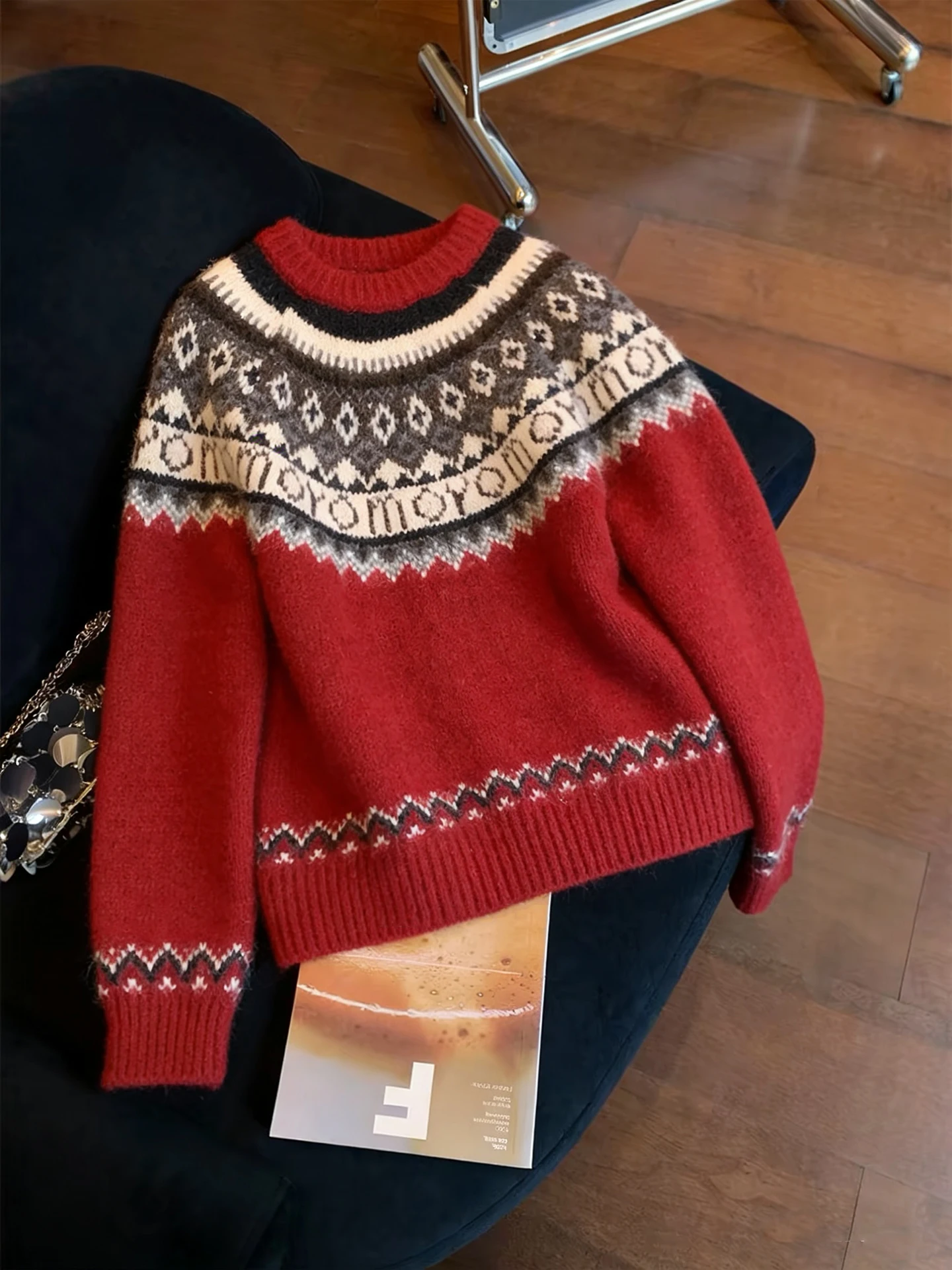 Red Fair Isle вязаный круглый пуловер, женский свитер на весну и осень, милый молодежный свободный вязаный топ, модный спортивный свитер для поездок на работу
Red Fair Isle вязаный круглый пуловер, женский свитер на весну и осень, милый молодежный свободный вязаный топ, модный спортивный свитер для поездок на работу