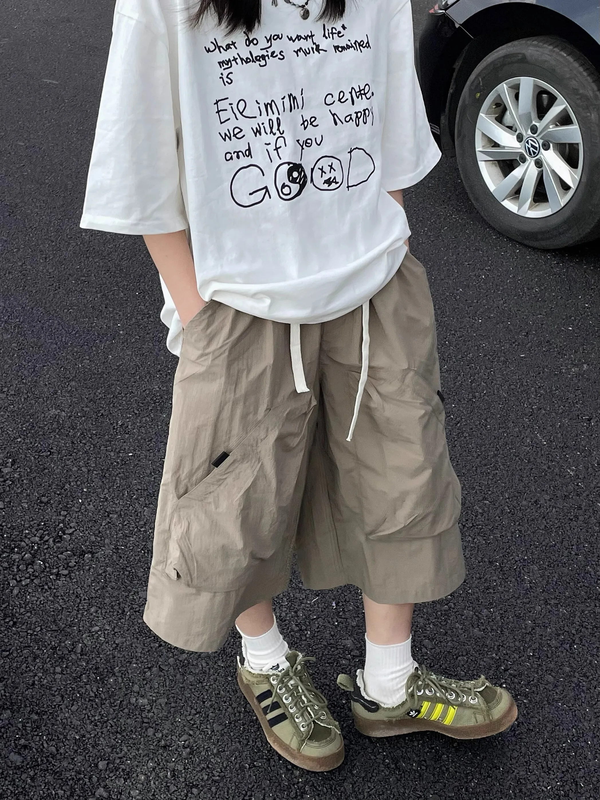 Летние мужские брюки в американском ретро-стиле, тонкие, быстросохнущие, свободные, повседневные, спортивные, для активного отдыха, длина до щиколотки
Летние мужские брюки в американском ретро-стиле, тонкие, быстросохнущие, свободные, повседневные, спортивные, для активного отдыха, длина до щиколотки