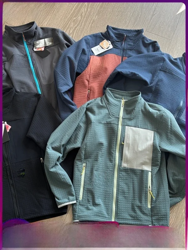 Soft ell Technology Windproof Warm Fce Inner Jaet Sport Stand Collar Thiened Cotton Spring Outerwear for Men
Soft ell Technology Windproof Warm Fce Inner Jaet Sport Stand Collar Thiened Cotton Spring Outerwear for Men