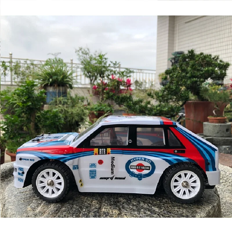 1: 14 Full Scale Brushless 4wd Super Power Remote Control Metal Bottom High Speed Drift Pulling Car Model
1: 14 Full Scale Brushless 4wd Super Power Remote Control Metal Bottom High Speed Drift Pulling Car Model