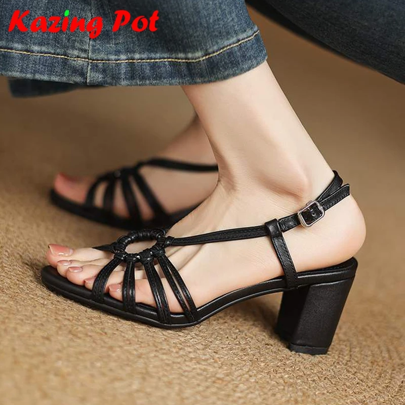 Krazing Pot New Sheep Skin Peep Toe Summer Shoes Circle Buckle Thick High Heels Classics Black Color Fashion Brand Women Sandals
Krazing Pot New Sheep Skin Peep Toe Summer Shoes Circle Buckle Thick High Heels Classics Black Color Fashion Brand Women Sandals