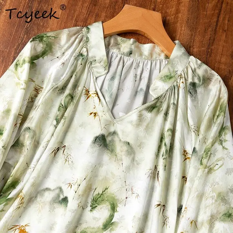 Tcyeek 100% Mulberry Silk T-Shirt Women Summer Clothes Lantern Sleeve V-neck Elegant T-shirts Fashion Ladies Tops Футболки
Tcyeek 100% Mulberry Silk T-Shirt Women Summer Clothes Lantern Sleeve V-neck Elegant T-shirts Fashion Ladies Tops Футболки