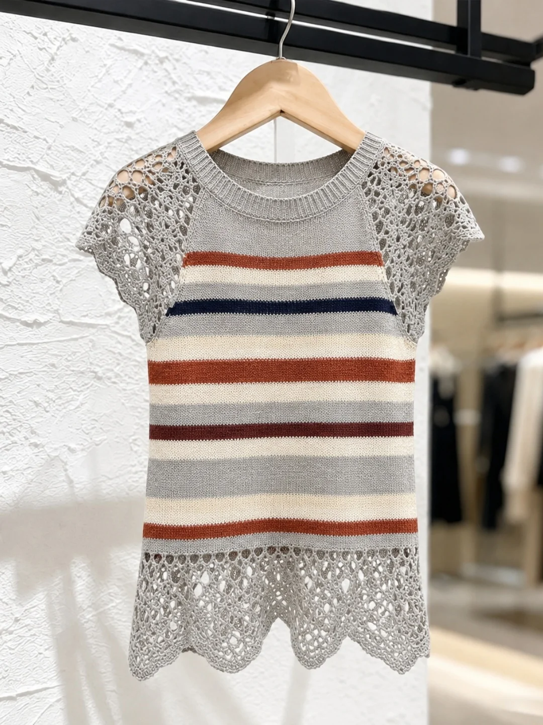 Ice Silk Knitted Stripe Design Hollow out Sweater Women's Commuter Style Slim Fit Summer Top Korean Version Straight Tube
Ice Silk Knitted Stripe Design Hollow out Sweater Women's Commuter Style Slim Fit Summer Top Korean Version Straight Tube