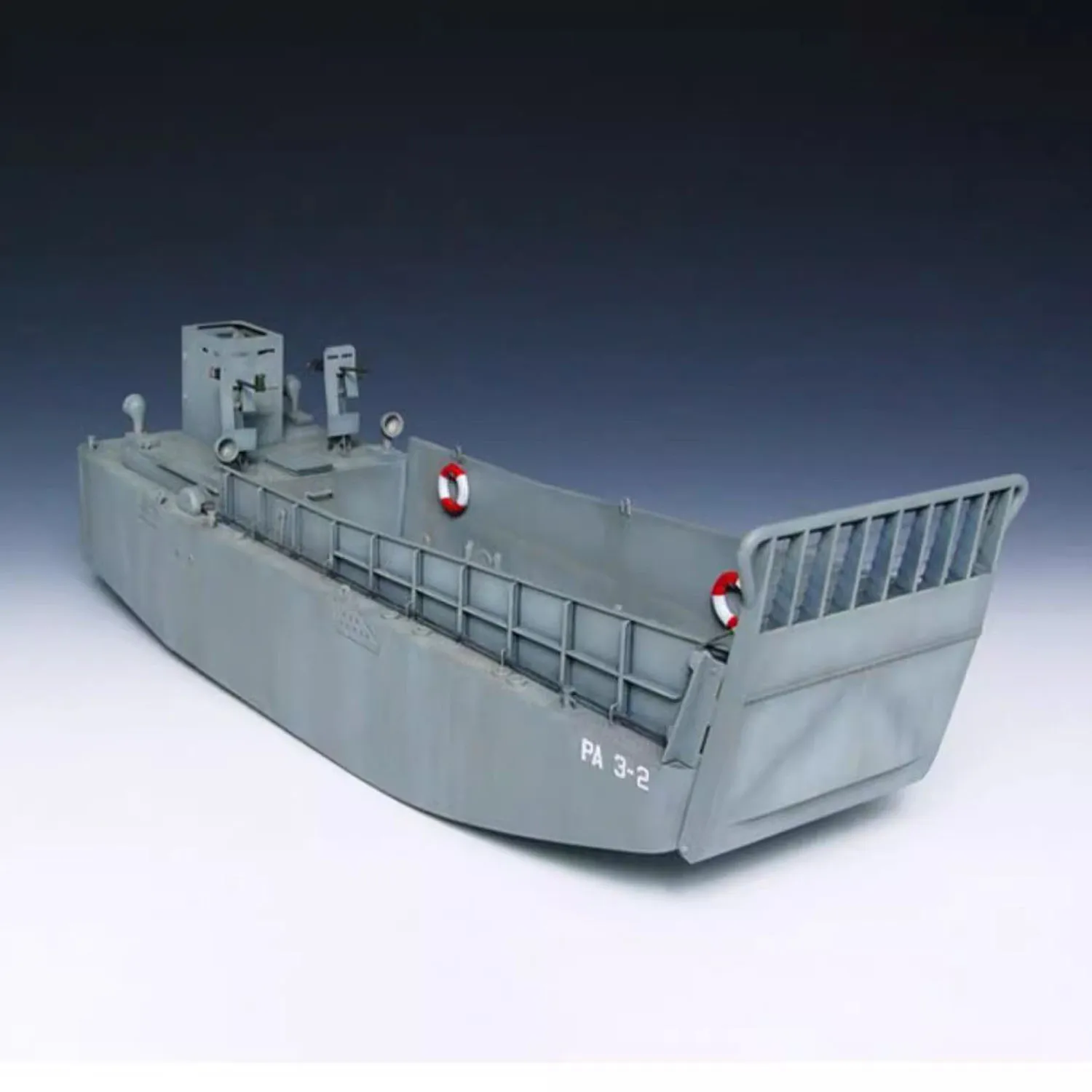 Trumpeter 00347 1/35 World War II US Landing Craft Machanize LCM(3) Static Model for Enthusiasts
Trumpeter 00347 1/35 World War II US Landing Craft Machanize LCM(3) Static Model for Enthusiasts