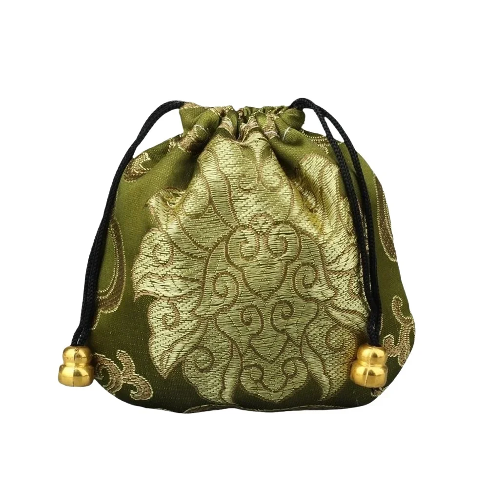 Chinese Style Silk Brocade Jewelry Packing Pouches for Necklace Earrings Jewelry Packaging Jewelry Organizer
Chinese Style Silk Brocade Jewelry Packing Pouches for Necklace Earrings Jewelry Packaging Jewelry Organizer